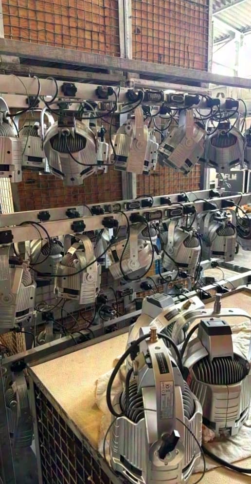 Sale of used equipment from company liquidation: lighting, audio, video, stage equipment and rigging