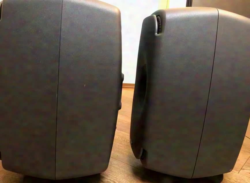 Genelec 8351B 3-Way Active Monitors (Pair) + GLM Kit