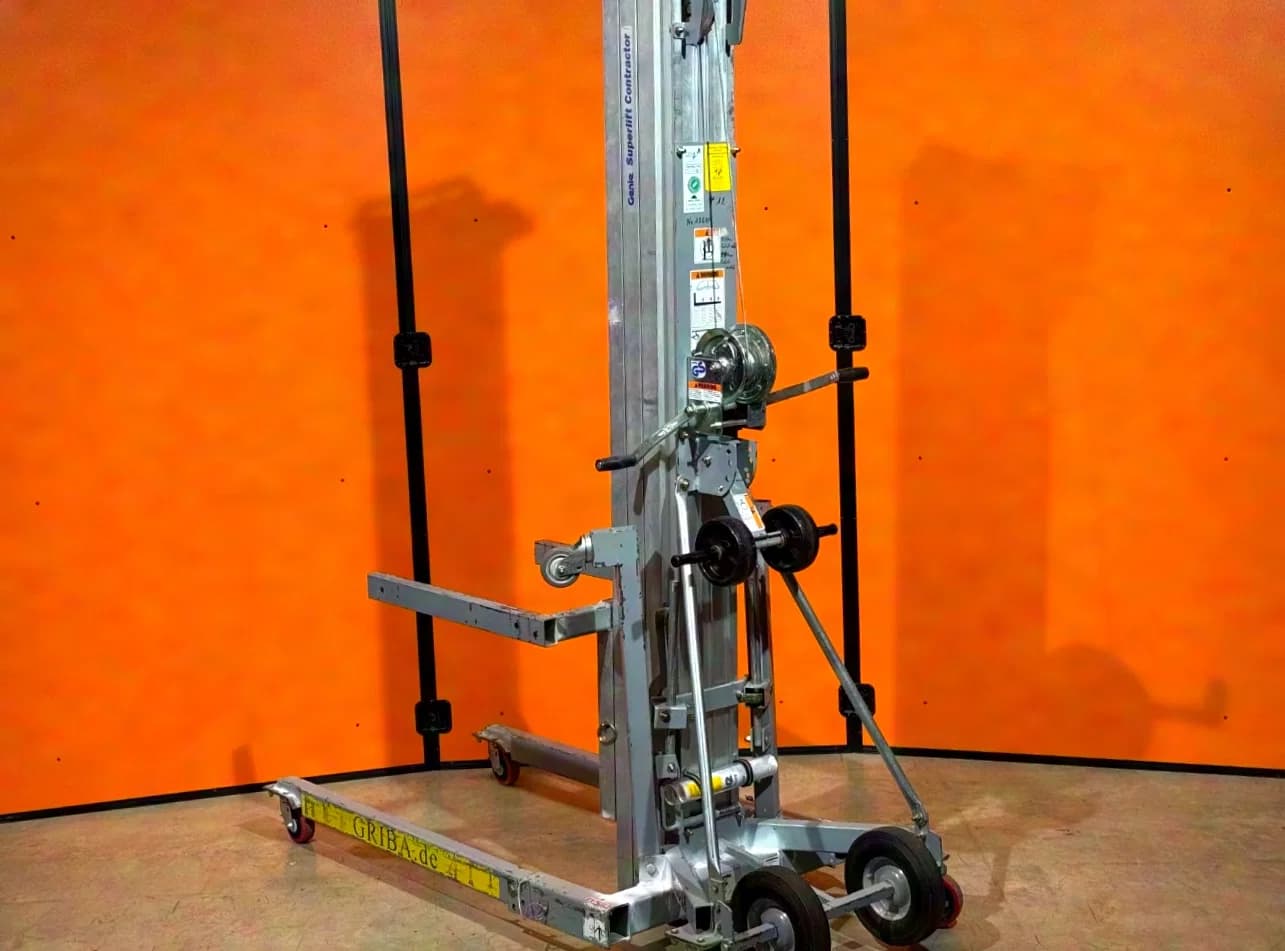 Genie SLC-18 Assembly Lift Truss Lift