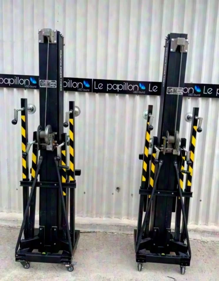 Genie ST-24 Super tower