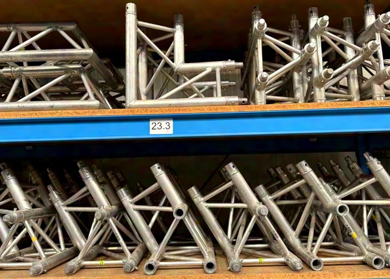 Global, Euro and Fix Truss, FD33 three-point truss, junction