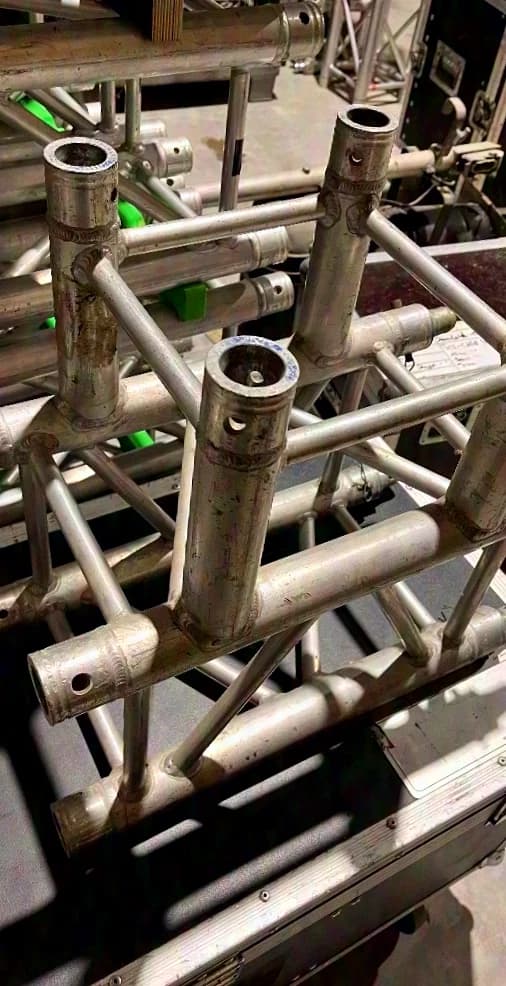 Global Truss / Euro Truss F34 T-piece