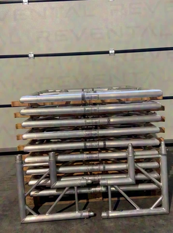 Global Truss F32 2-way corners C21 90° H