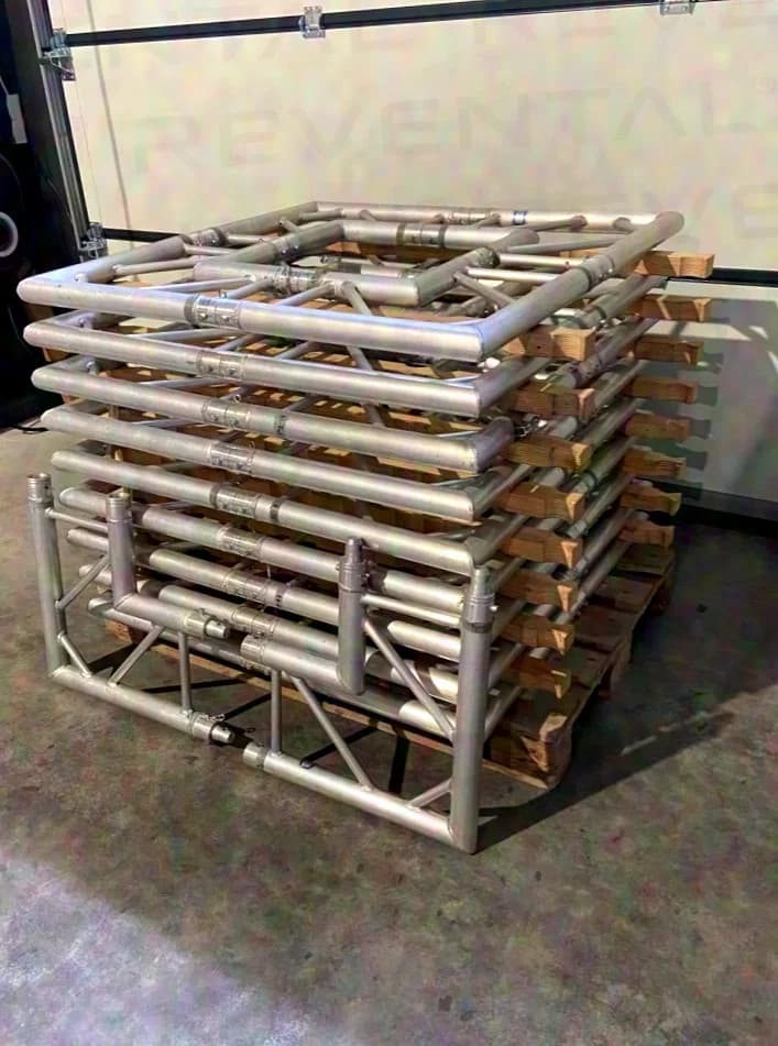 Global Truss F32 2-way corners C21 90° H