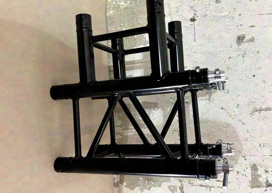 Global Truss F34 T-piece black