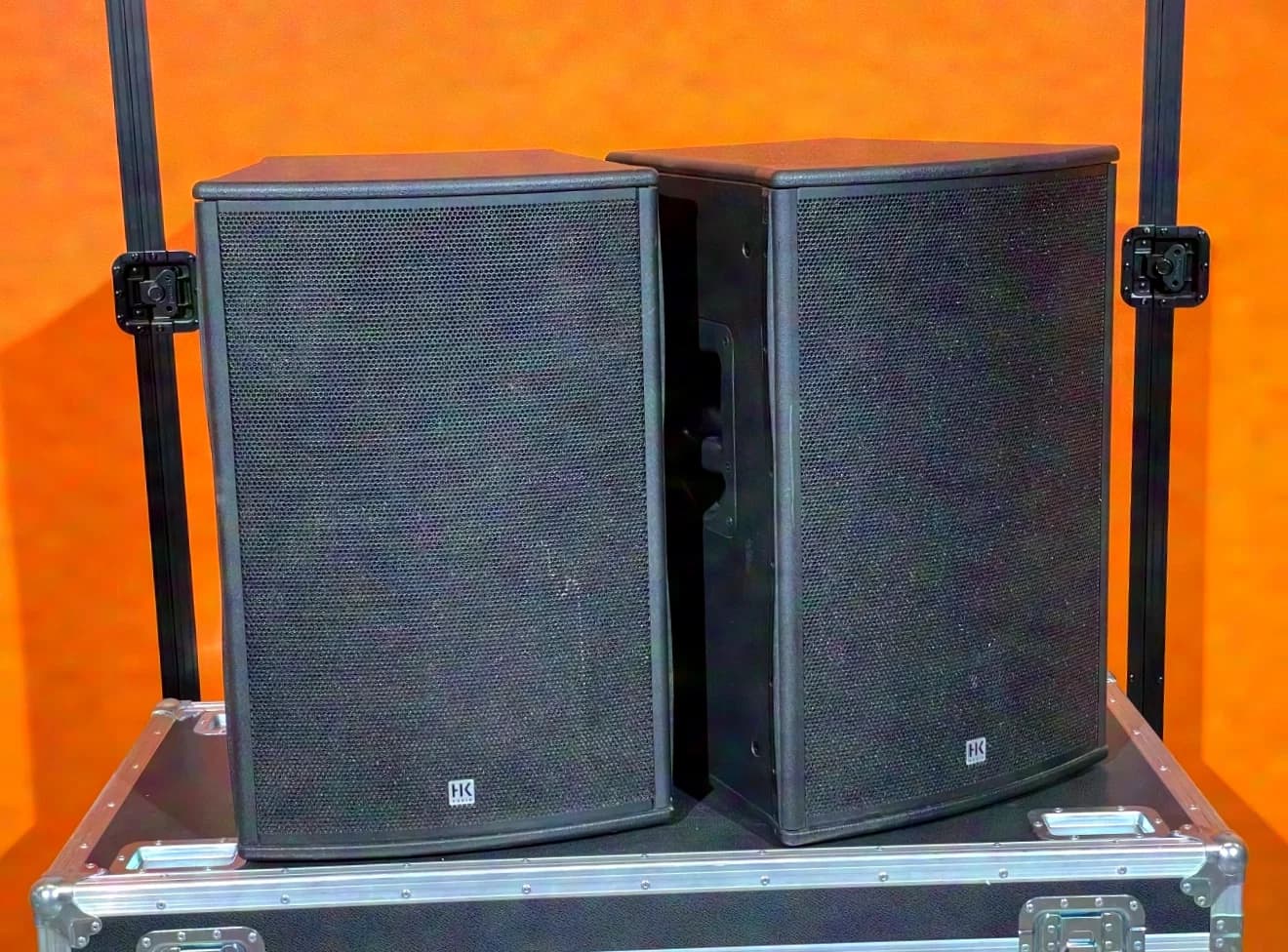 HK AUDIO PULSAR PL 115 FA - active full-range speaker