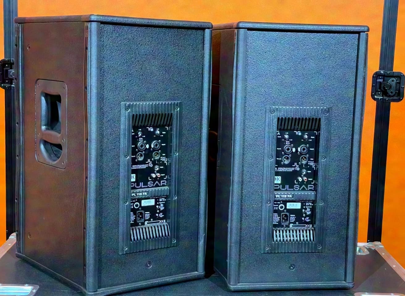 HK AUDIO PULSAR PL 115 FA - active full-range speaker