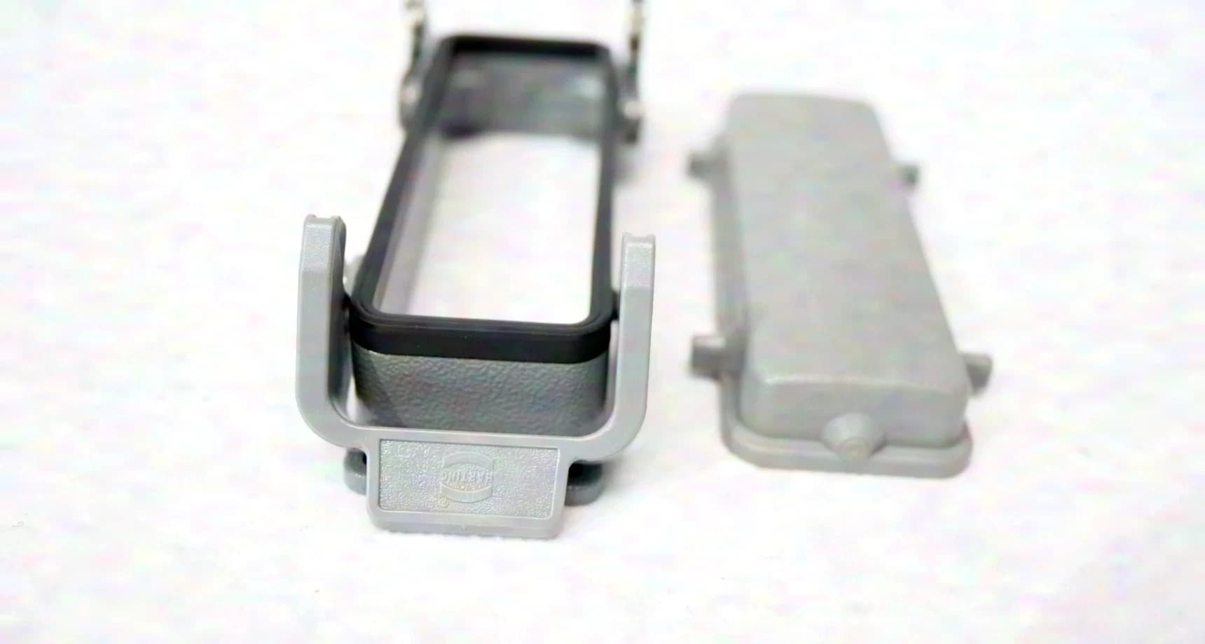 Harting Housing 24/64/108-pole with Lid (Set of 8)