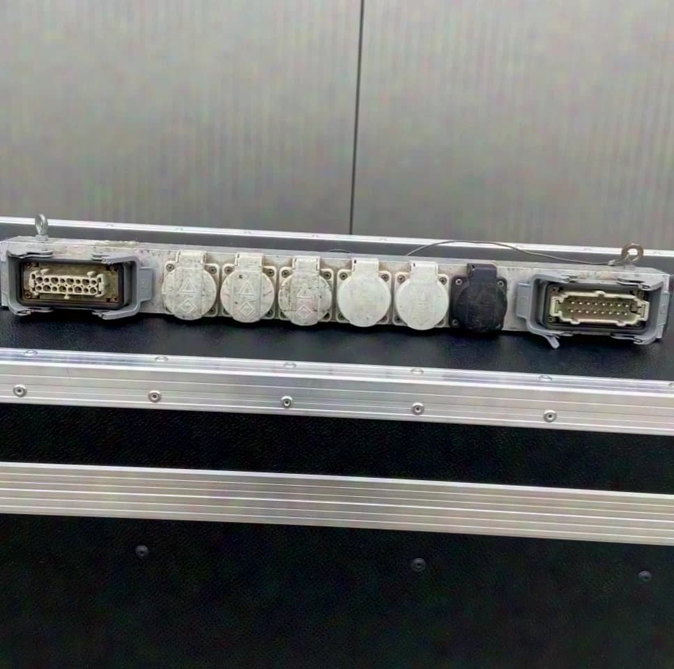 Harting Schuko Distributor Breakout Power Distributor Load Cable