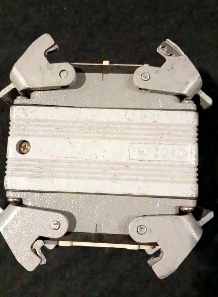 Harting Spooky (Connector) male-female Adapter HAN16