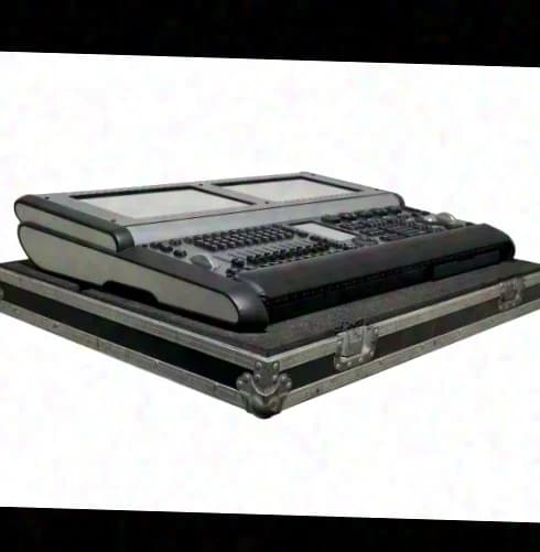 High End Systems Used | High End Systems - Whole Hog 4 (incl. flightcase)
