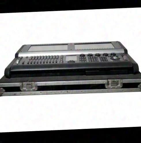 High End Systems Used | High End Systems - Whole Hog 4 (incl. flightcase)