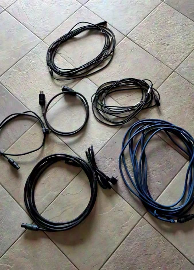 IKON Martin Audio IK42-DANTE - BLACK - WITH CASE - WITH CABLES