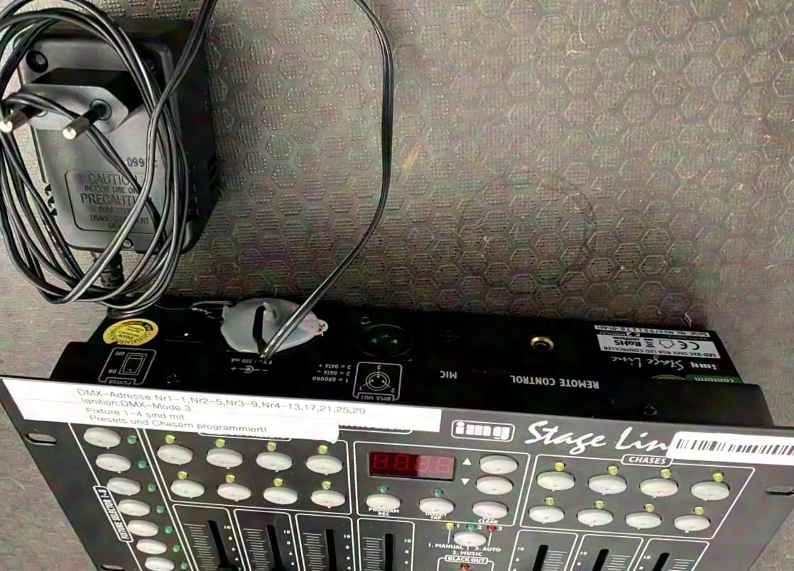 IMG LED-32C Control Console / Controller for DMX LED spotlights in case - good condition