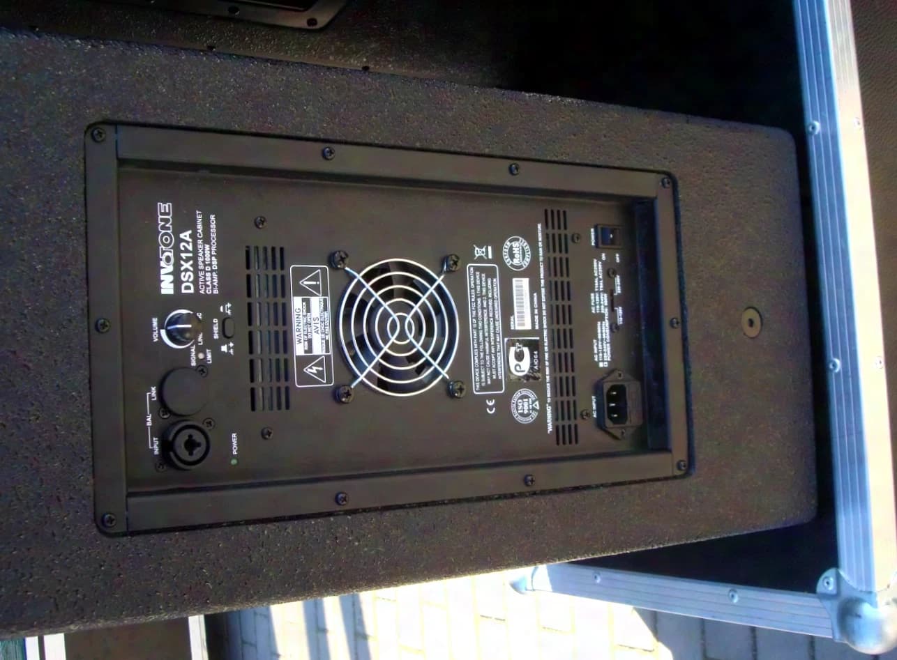 Invotone DSX12A, 12"/1" (1,75"Voice Coil), 800Watt RMS, Class D, 128dB max.