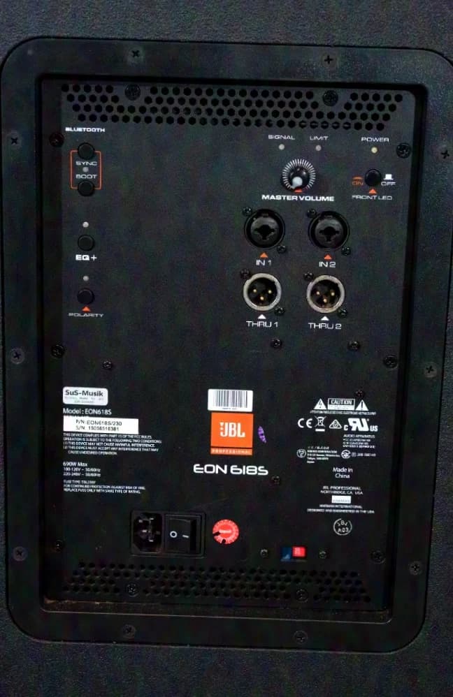 JBL EON 618 (18“ Subwoofer, active)