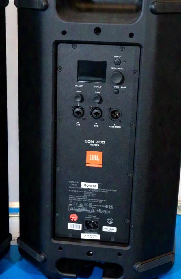 JBL EON 710 (2-piece set, 10" top, active)