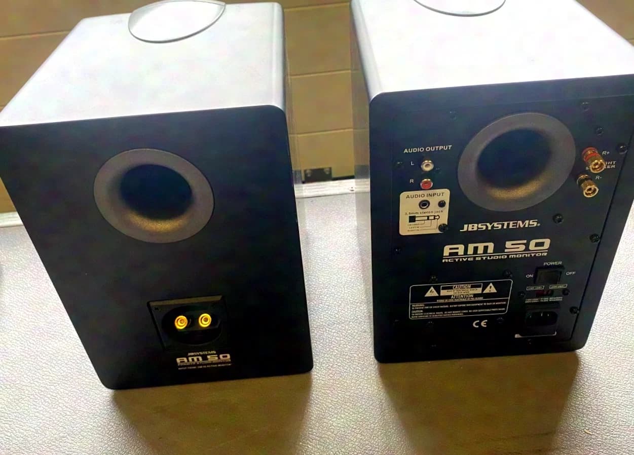 JB-Systems AM50 active studio monitor active 2x35Wrms