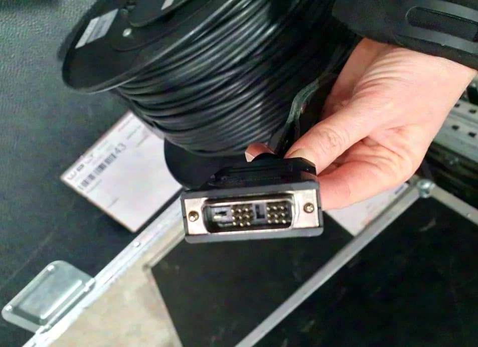 KRAMER DVI Fiber Cable 100 m C-4FDM 328 Plug/Plug "always specify the following No.: 11*"