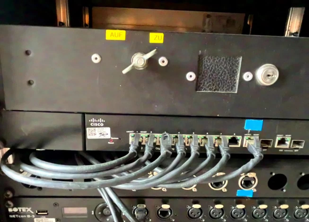 Complete Art-Net Node setup with UPS and case