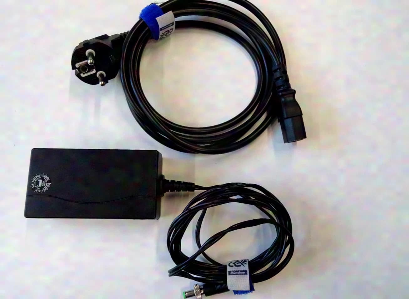 Kramer VM-400HDCPXL 4-way DVI distributor