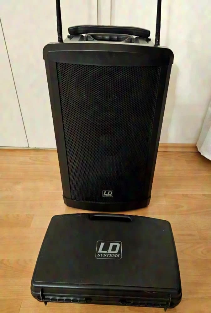 LD Systems Roadman 102 USB CD SD Wireless Microphone Handheld Transmitter Battery