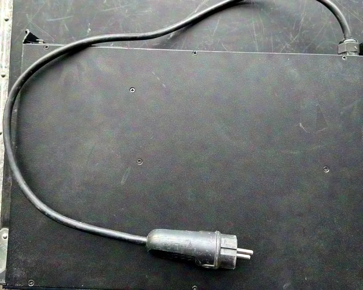 LD Systems SP-2K4 amplifier 2 Ohm