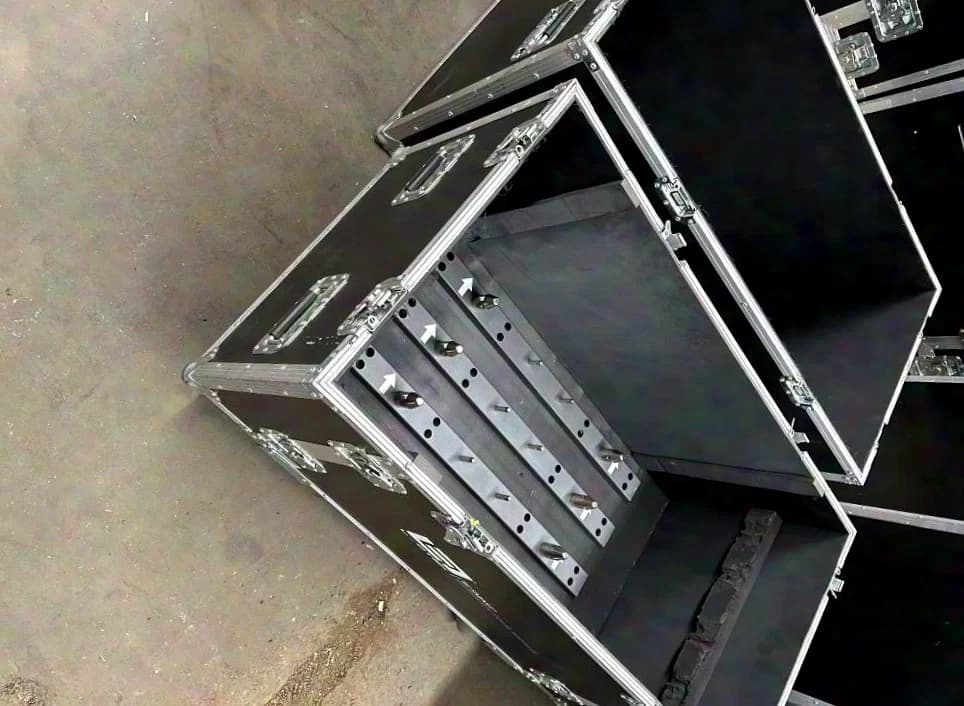 LEDTEK BL/WH PRO - Touringcase