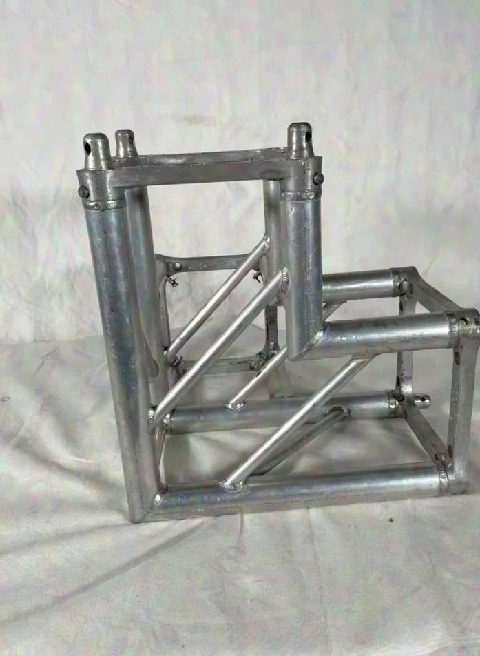 LITEC QX30 4-point 3-way 90° corner