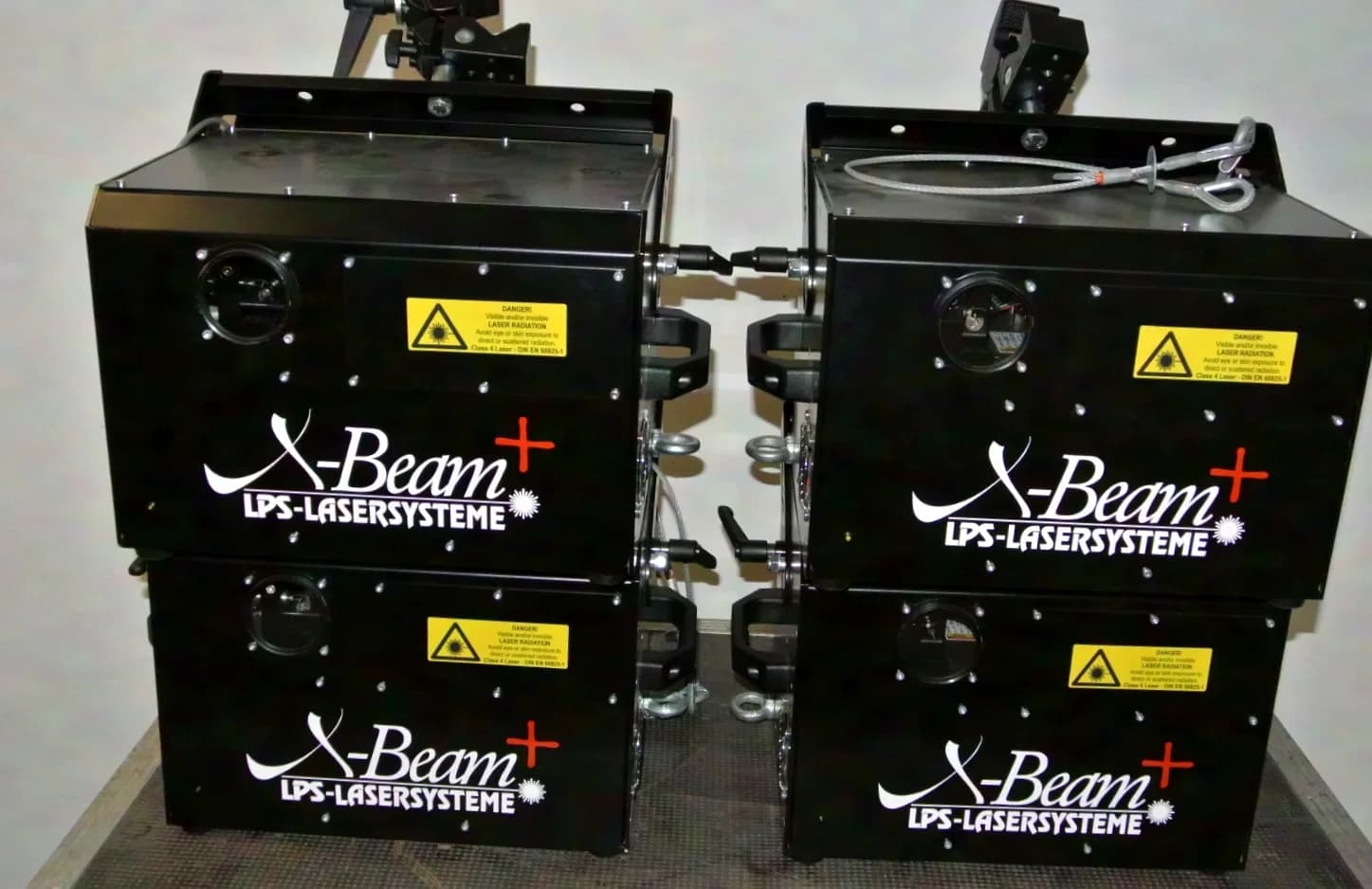 LPS X-BEAM+ 2000 / RGB / Show Laser