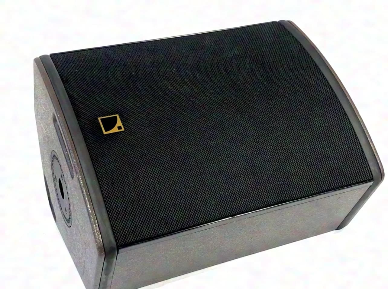 L-Acoustics 12XT