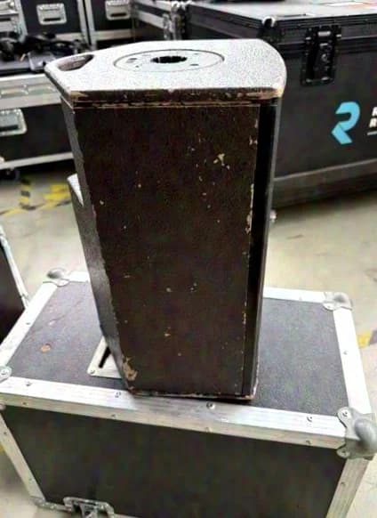 L-Acoustics 8XT incl. flight frame 2-piece set