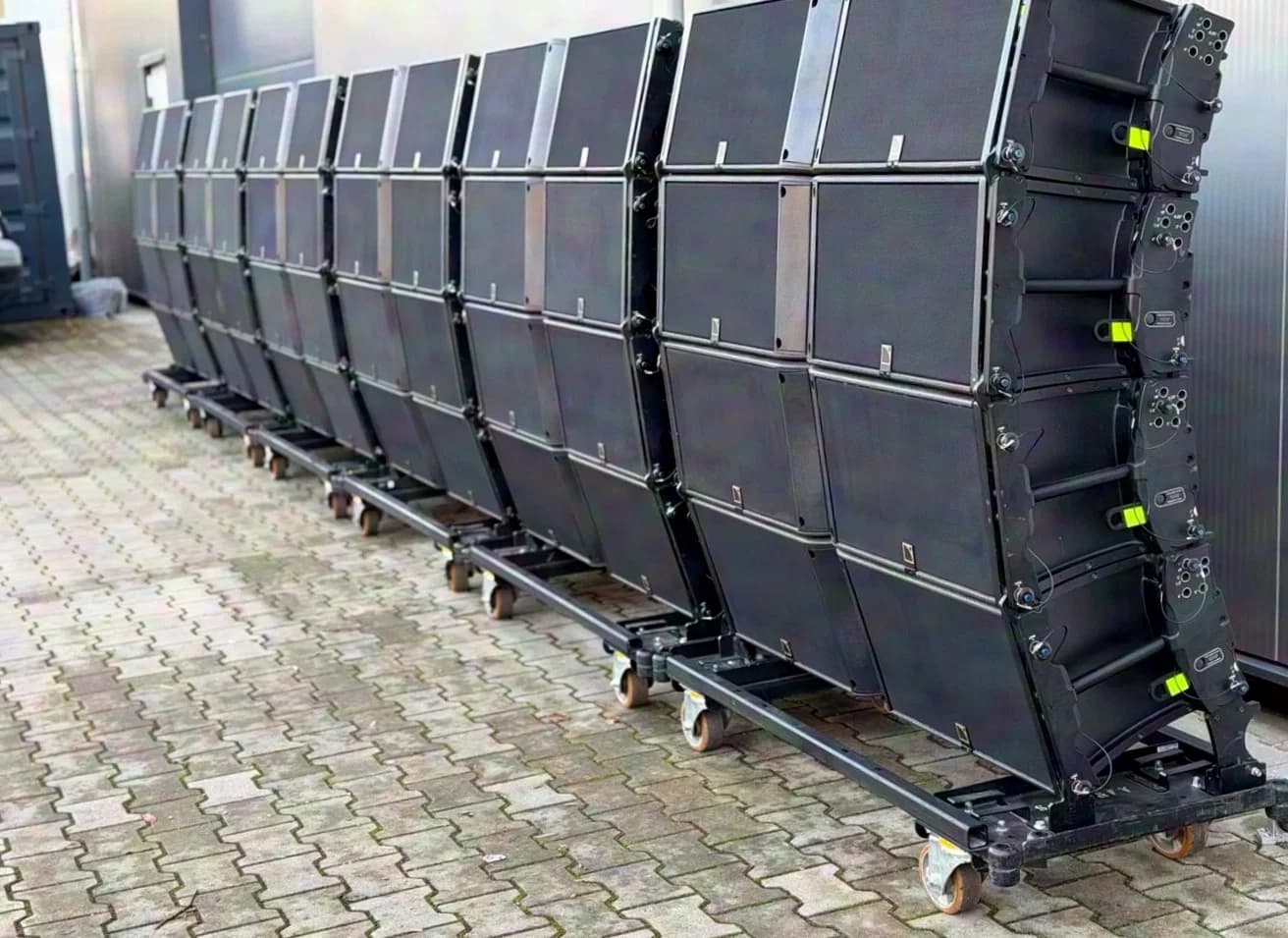 L-Acoustics K2 incl. Cart incl. Cover