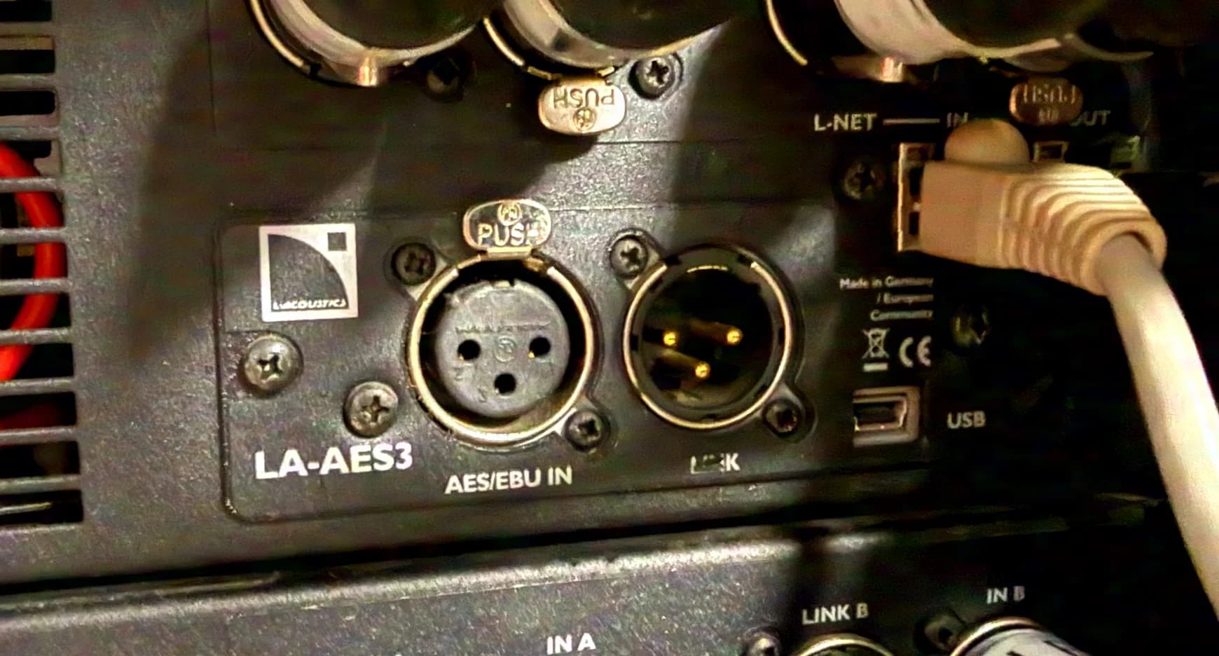 L-Acoustics LA8 R3 AES/EBU System amplifier