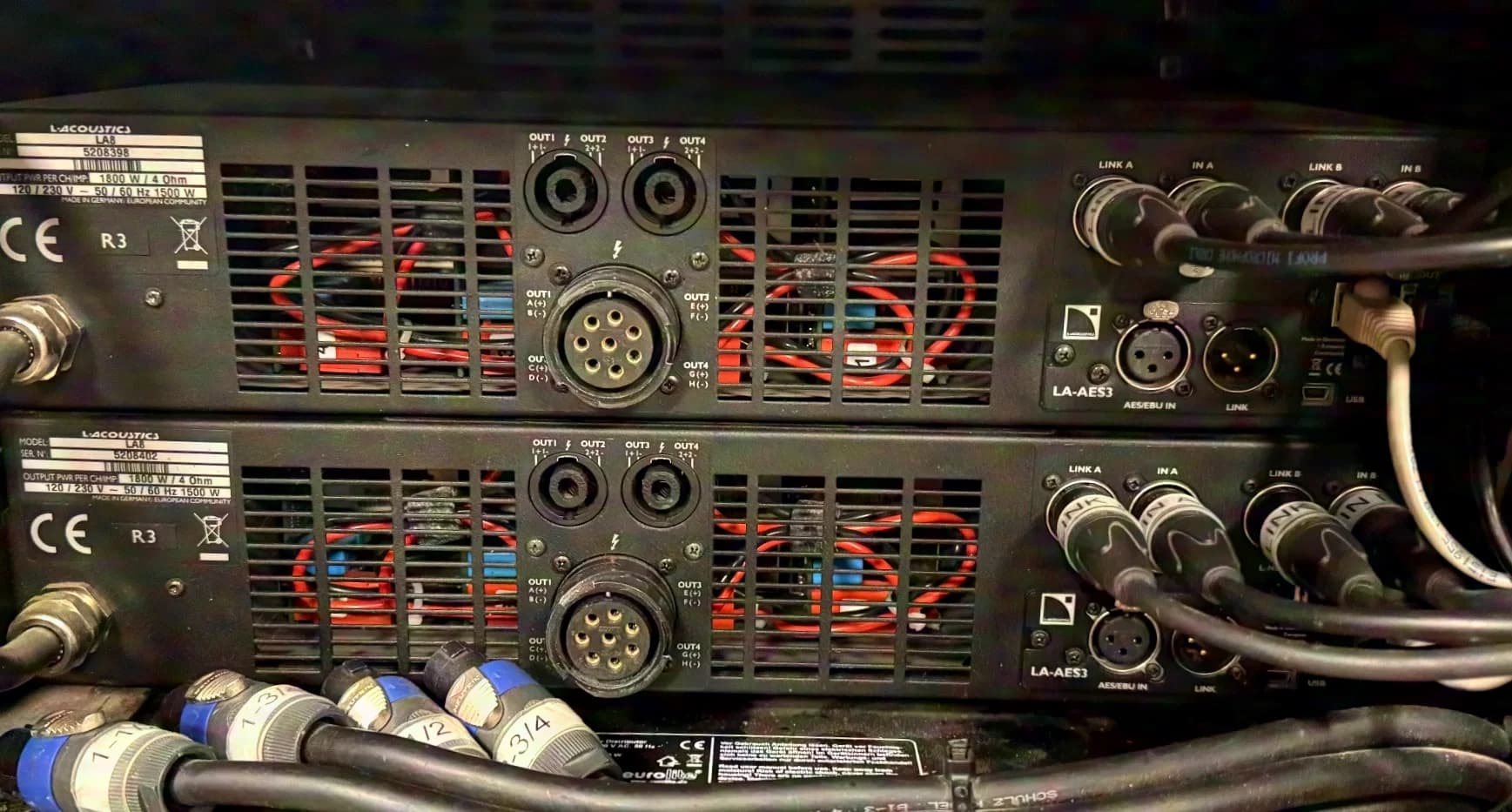 L-Acoustics LA8 R3 AES/EBU System amplifier