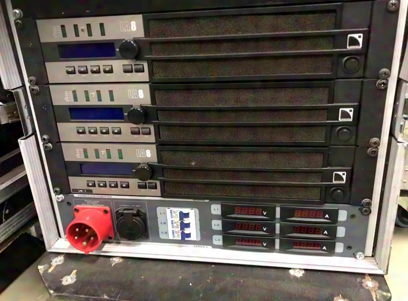 L-Acoustics SB28 / LA8 system package