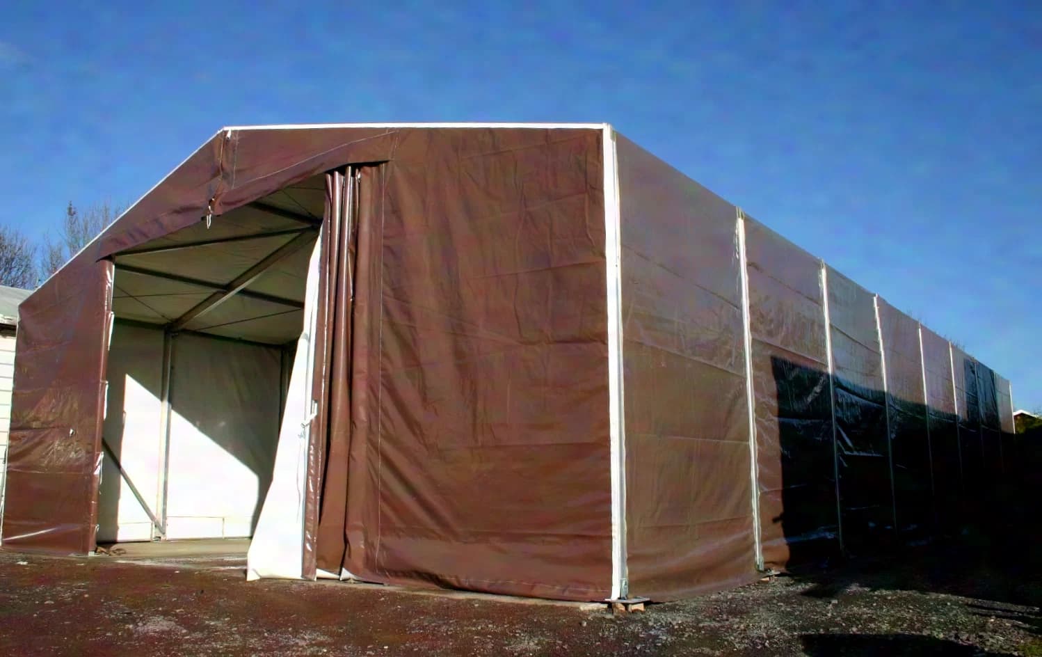 Storage tents and halls, new and used