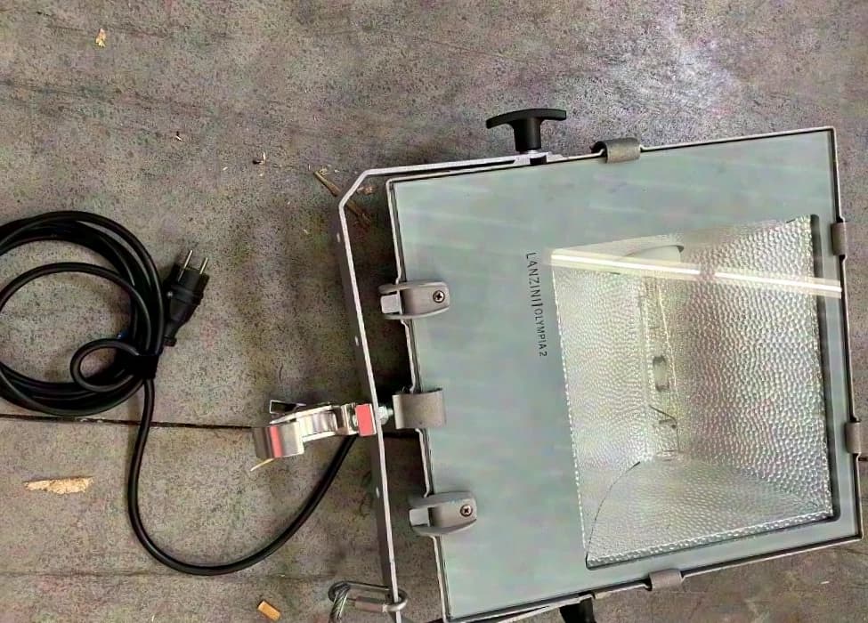 Lanzini HQI 400 Floodlight 400W - Outdoor - symmetrical, set of 5
