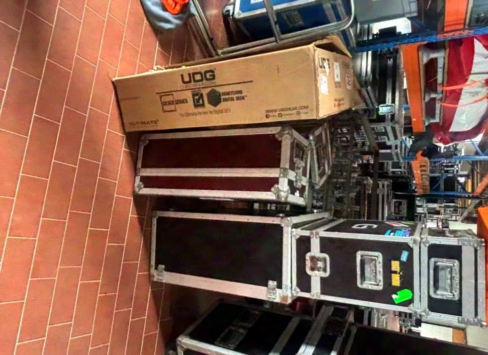 Empty cases various sizes Case crates transport crates suitcases bags Case