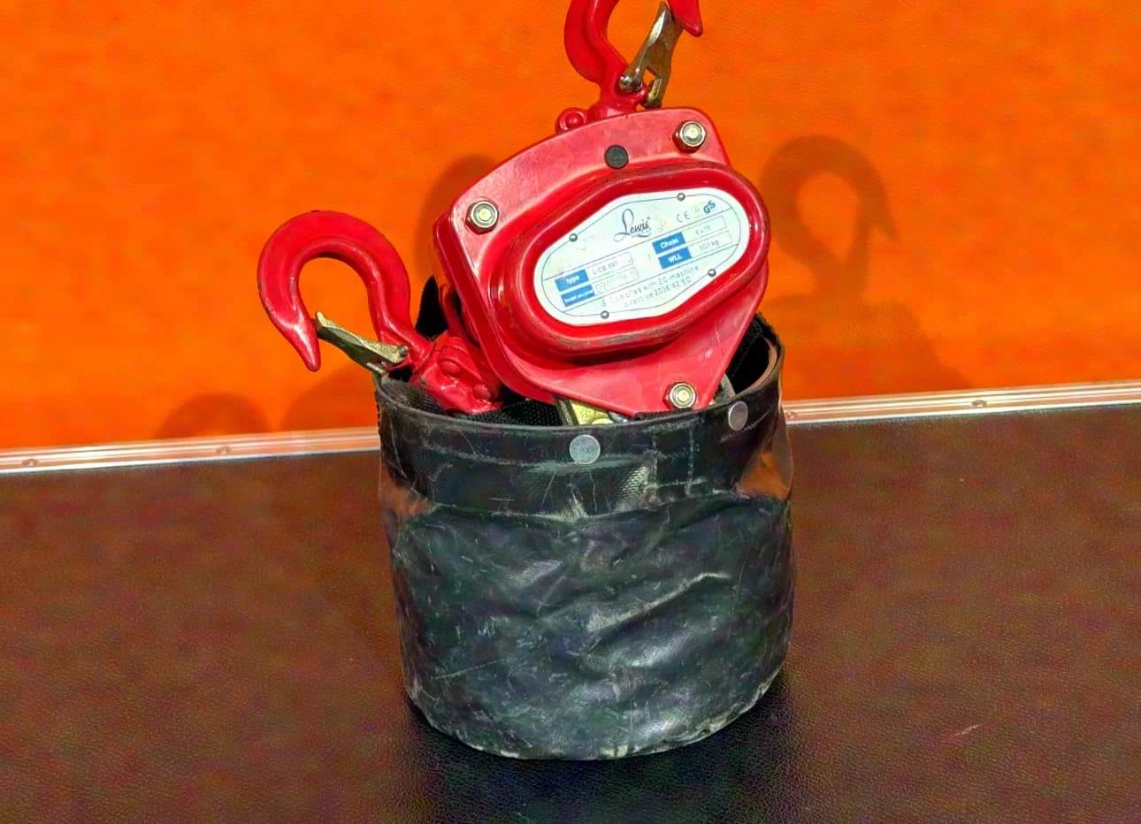Lewis L-CB-S05 Hand Chain Hoist 500kg 8 Meter 6x18