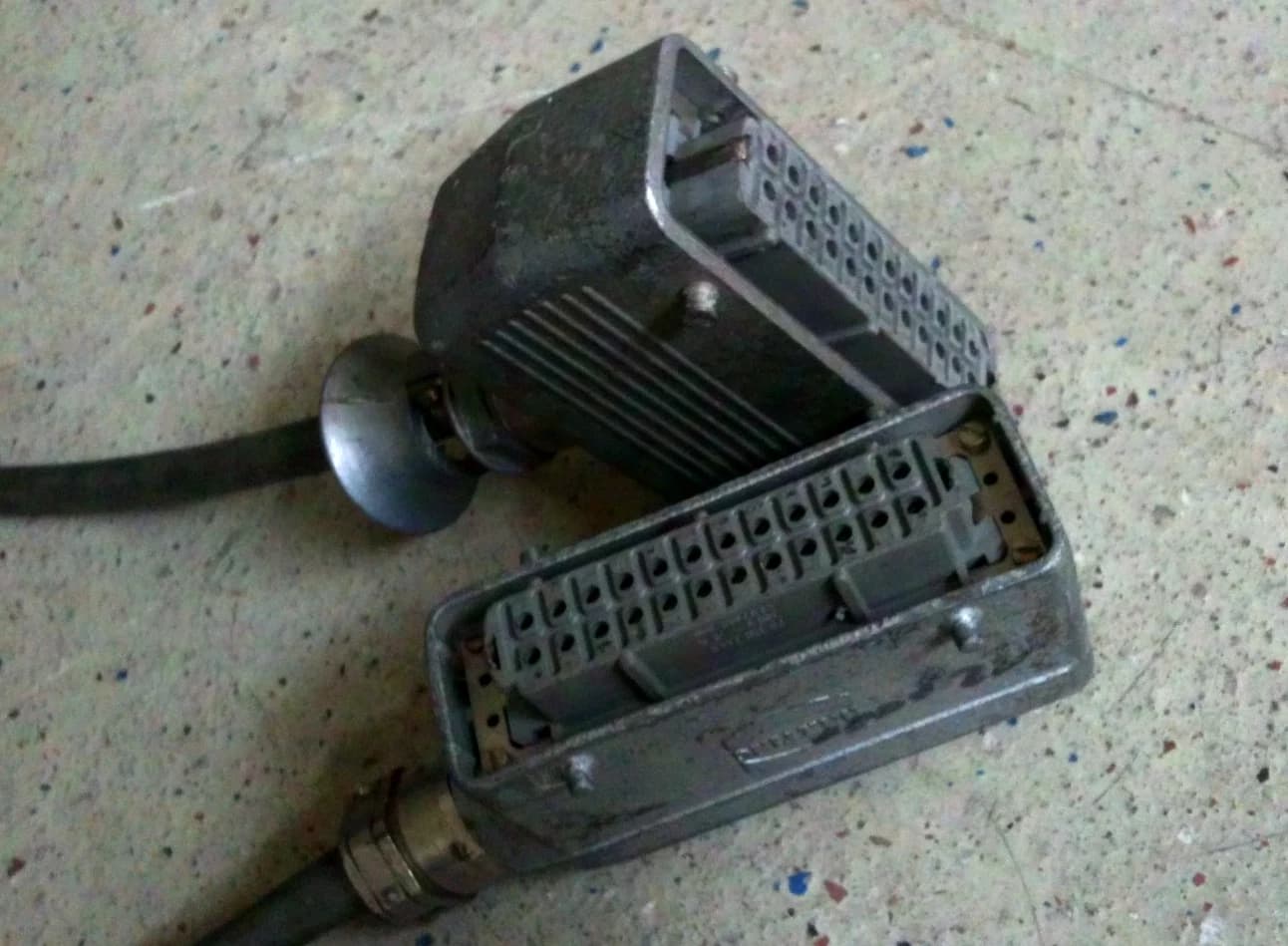 1m lighting multicore 24-pole Harting