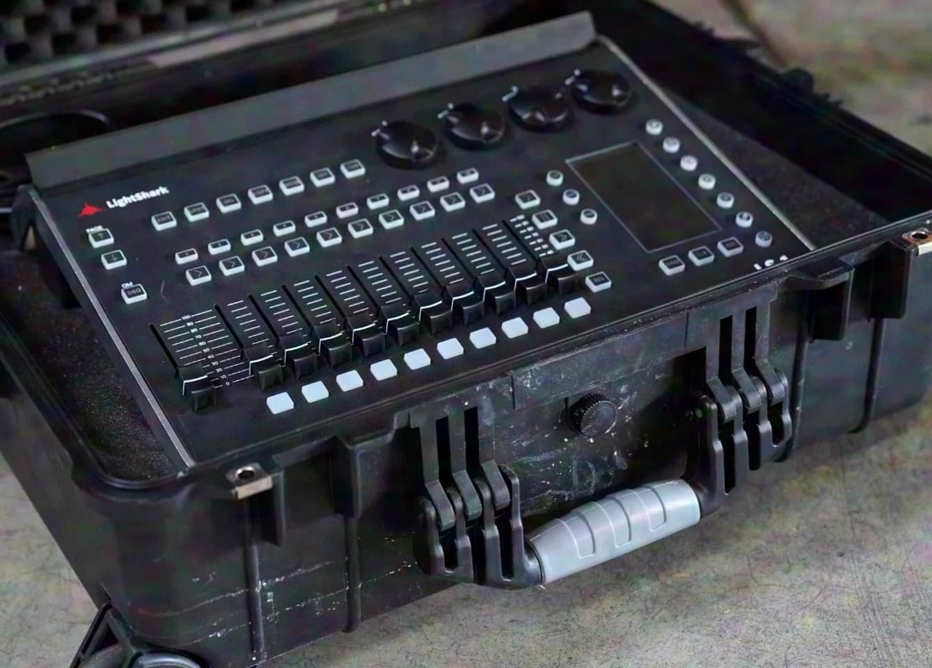 LightShark LS-1 Hybrid Console incl. Case, CLEARANCE ITEM, USED