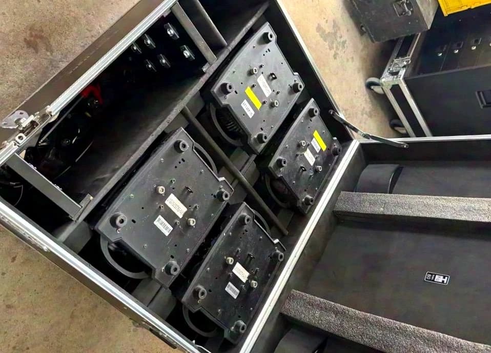Lightmaxx Wash Moving Heads in Case