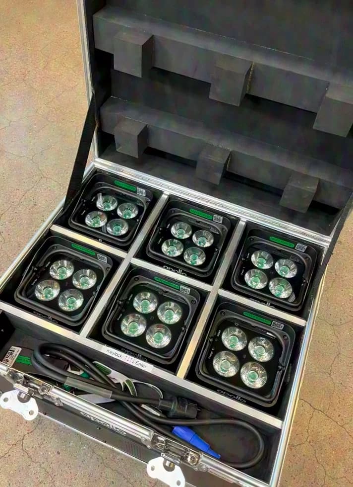 Lightmen Package of 36 x Apollo Uplight 4x10W RGBW W-DMX 22° IP54
