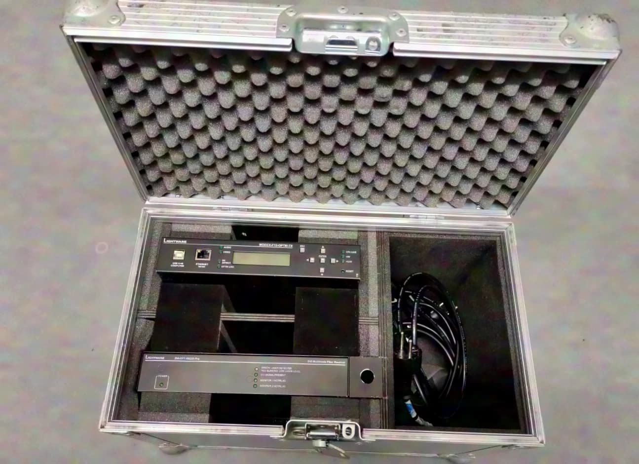 Lightware Modex F15 OPTM TX + DVI OPT RX220 PRO
