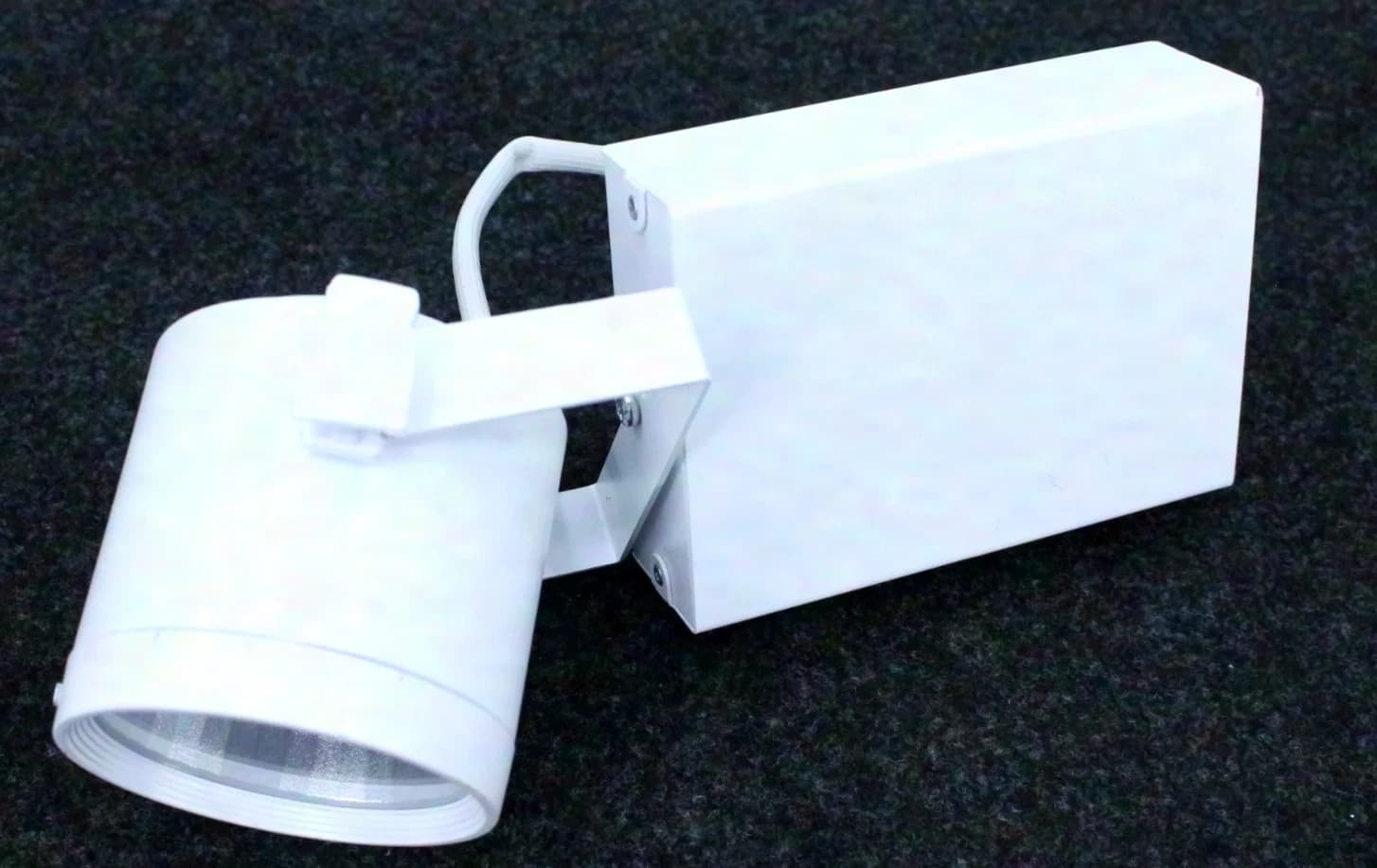 Lival Glider Citizen (450 units) LED track light for 3-phase track 3000K 13W