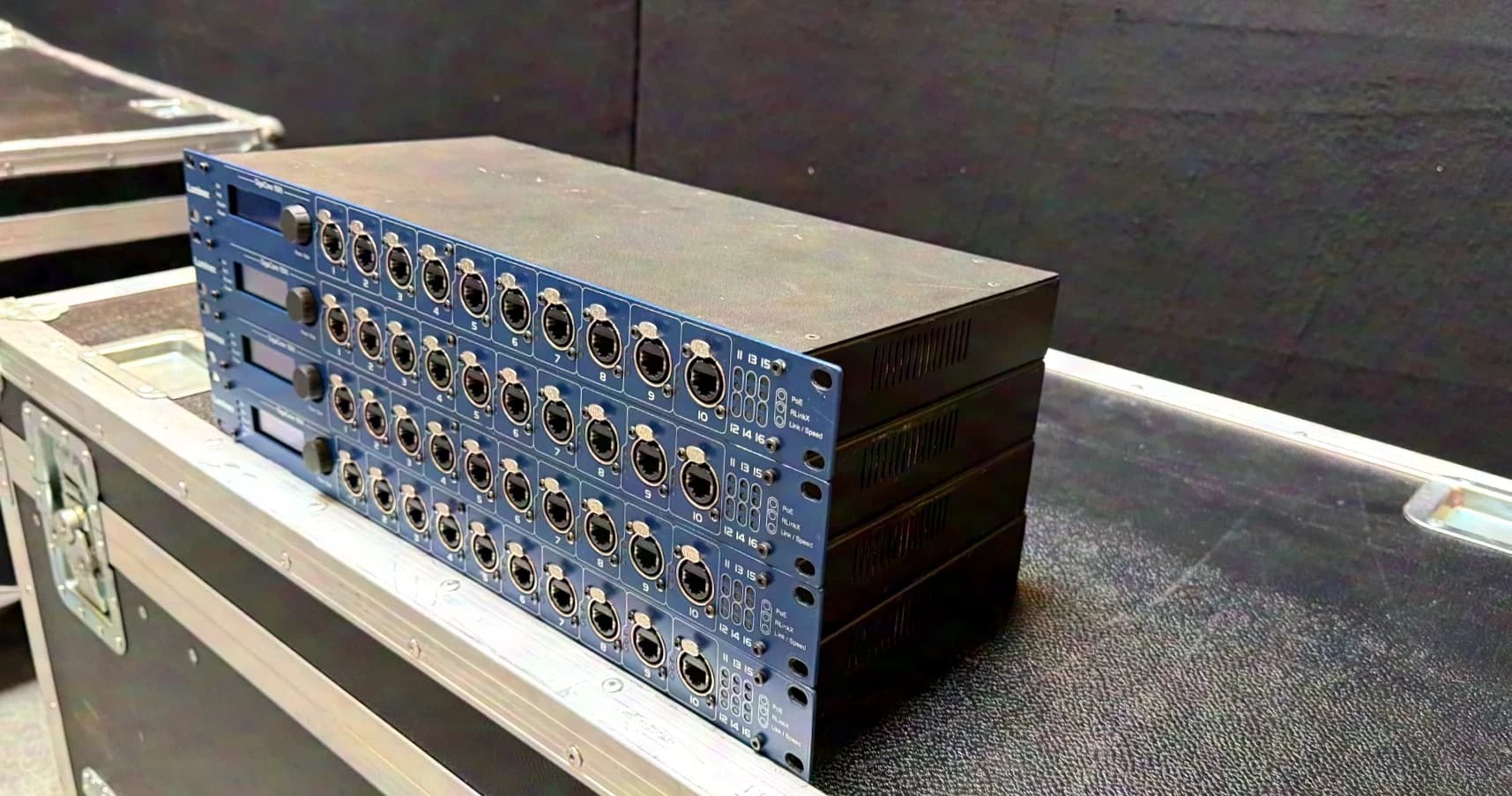 Luminex GigaCore 16Xt PoE