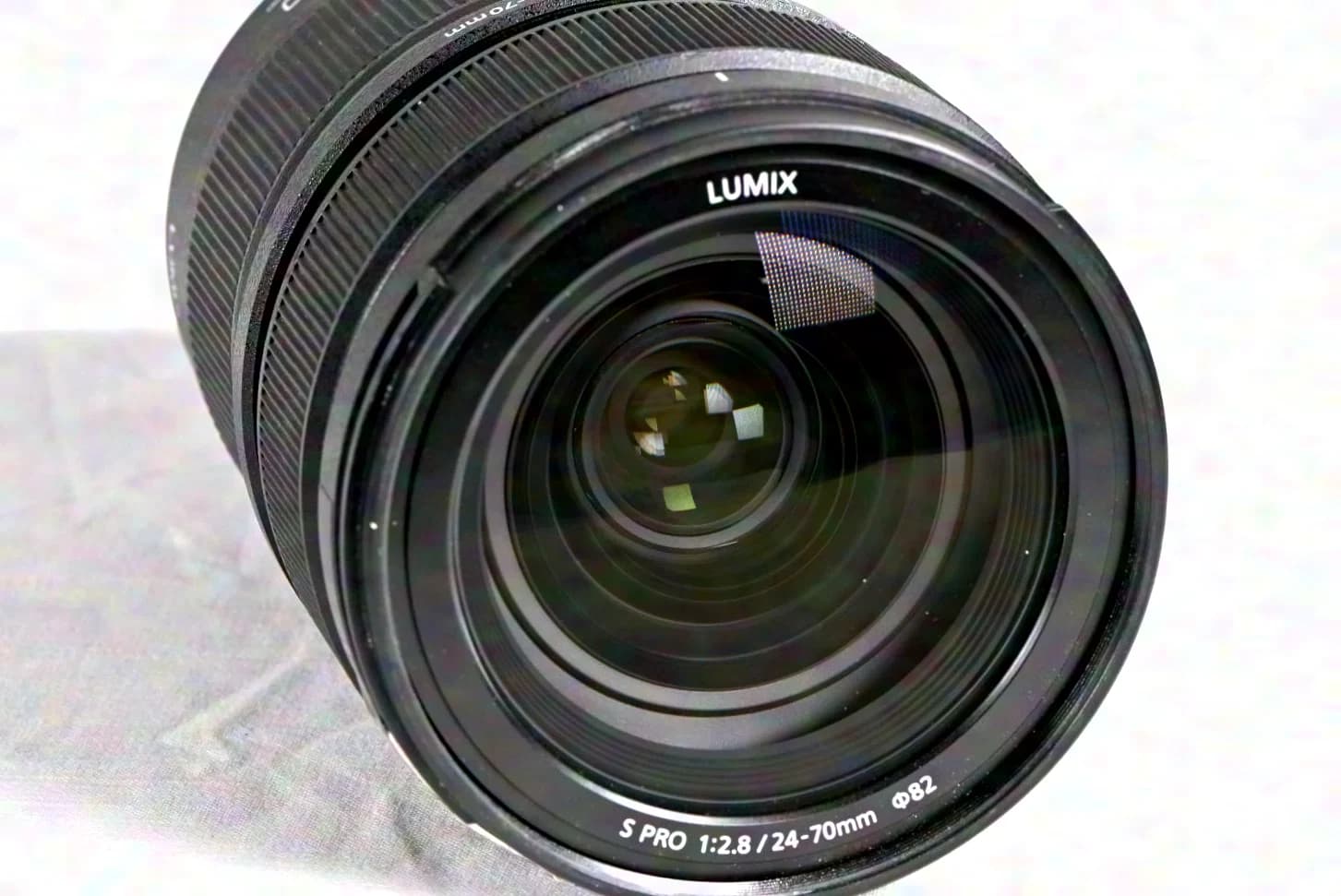 Lumix S Pro 1:2.8 24-70mm