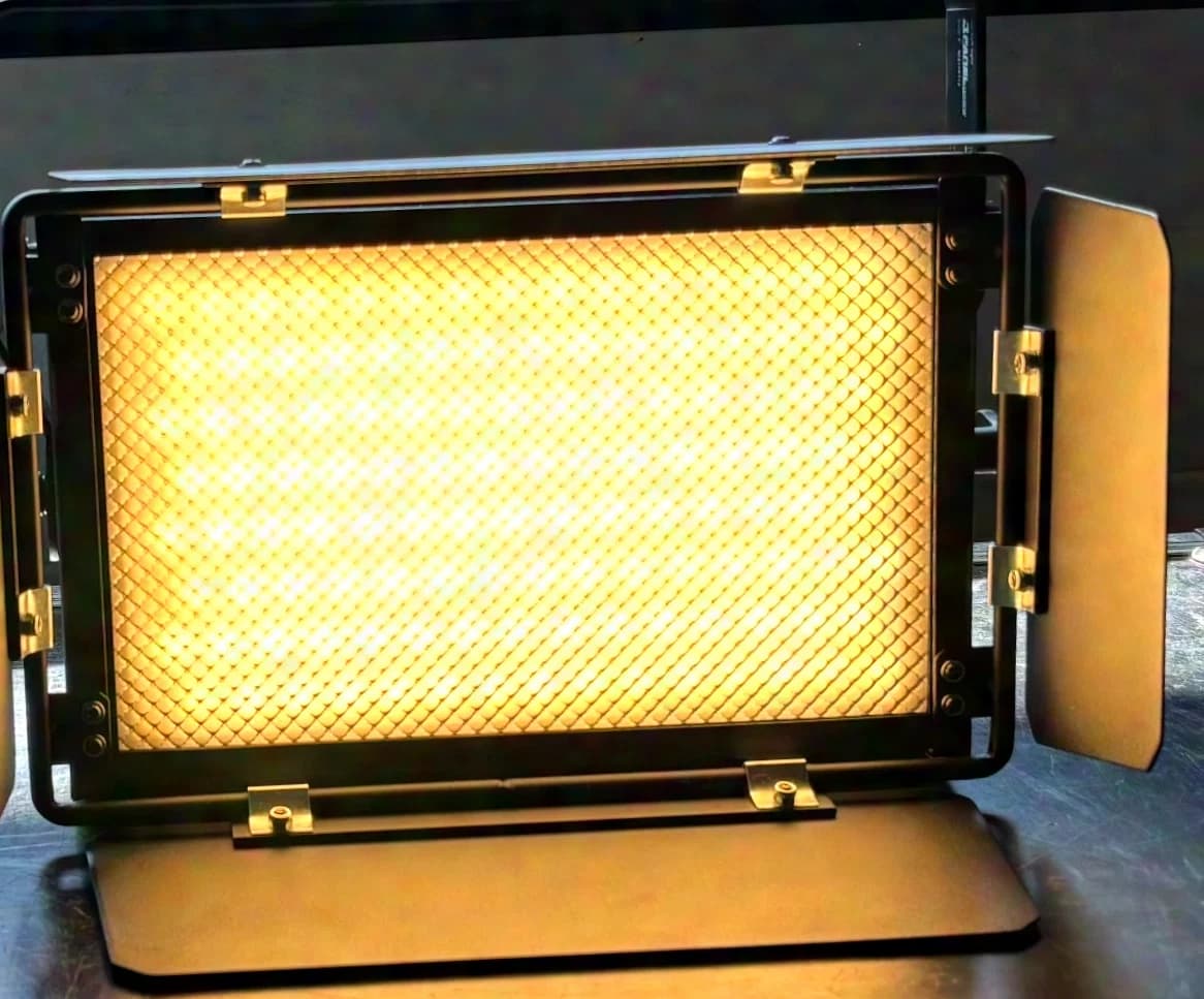 Luxibel BPanel 120WW LED Spotlight