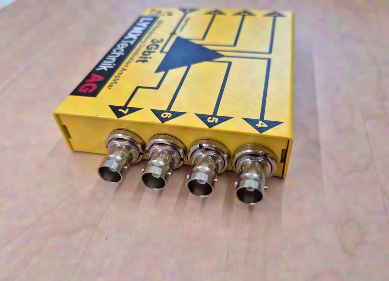 Lynx DVD 1817 7-way SDI Splitter